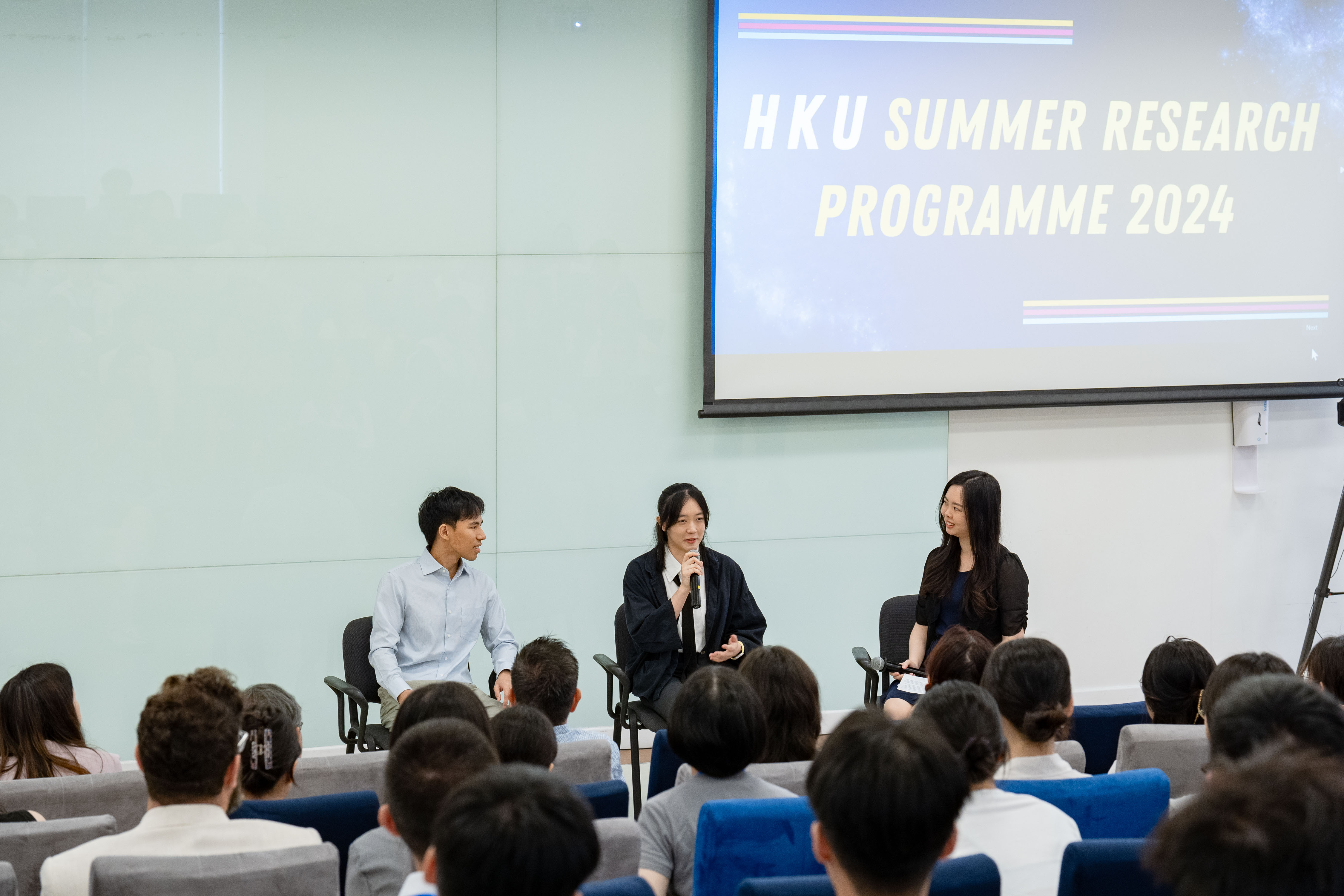 Participants and awardees of last year’s Summer Research Programme sharing their experience and takeaways with the new comers at the opening ceremony.