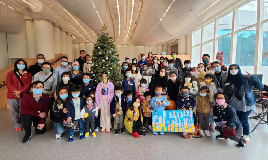 Kathy co-created accessible workshops for the Little People of Hong Kong (LPHK) New Year gathering.